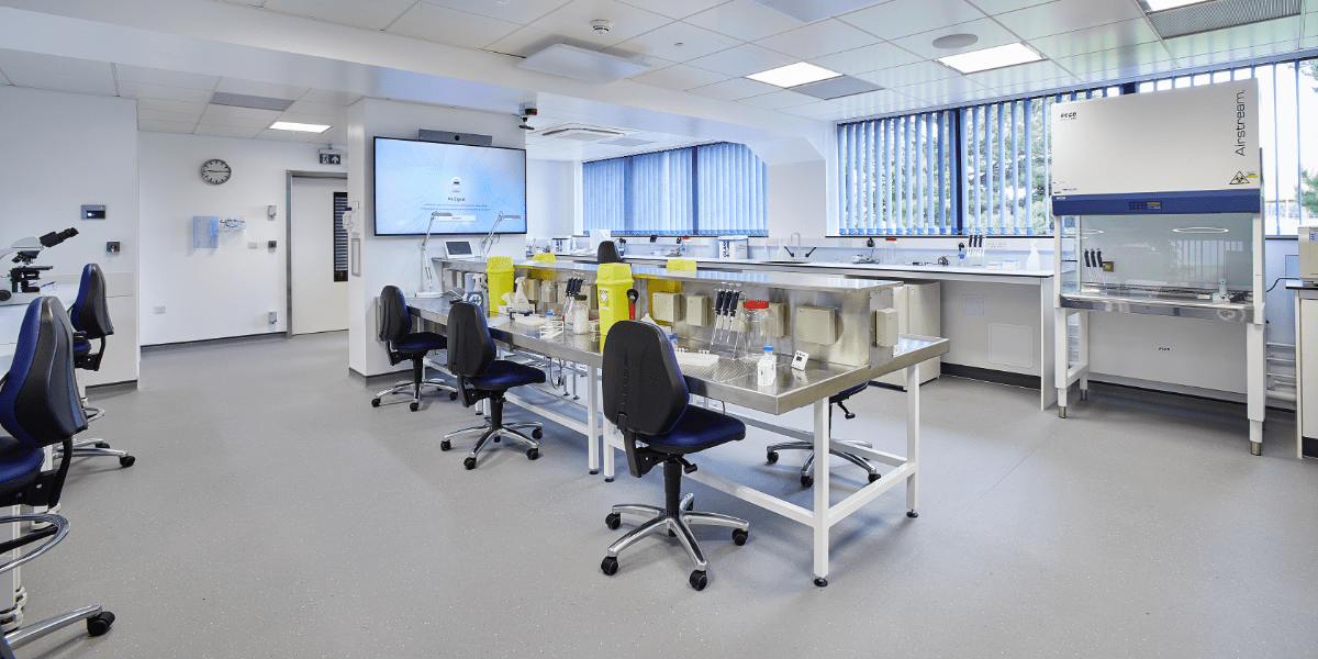 Short-term lab space for hire at MRC